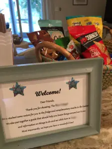 21 Airbnb Welcome Basket Ideas Your Guests Will Love! - Advice For ...